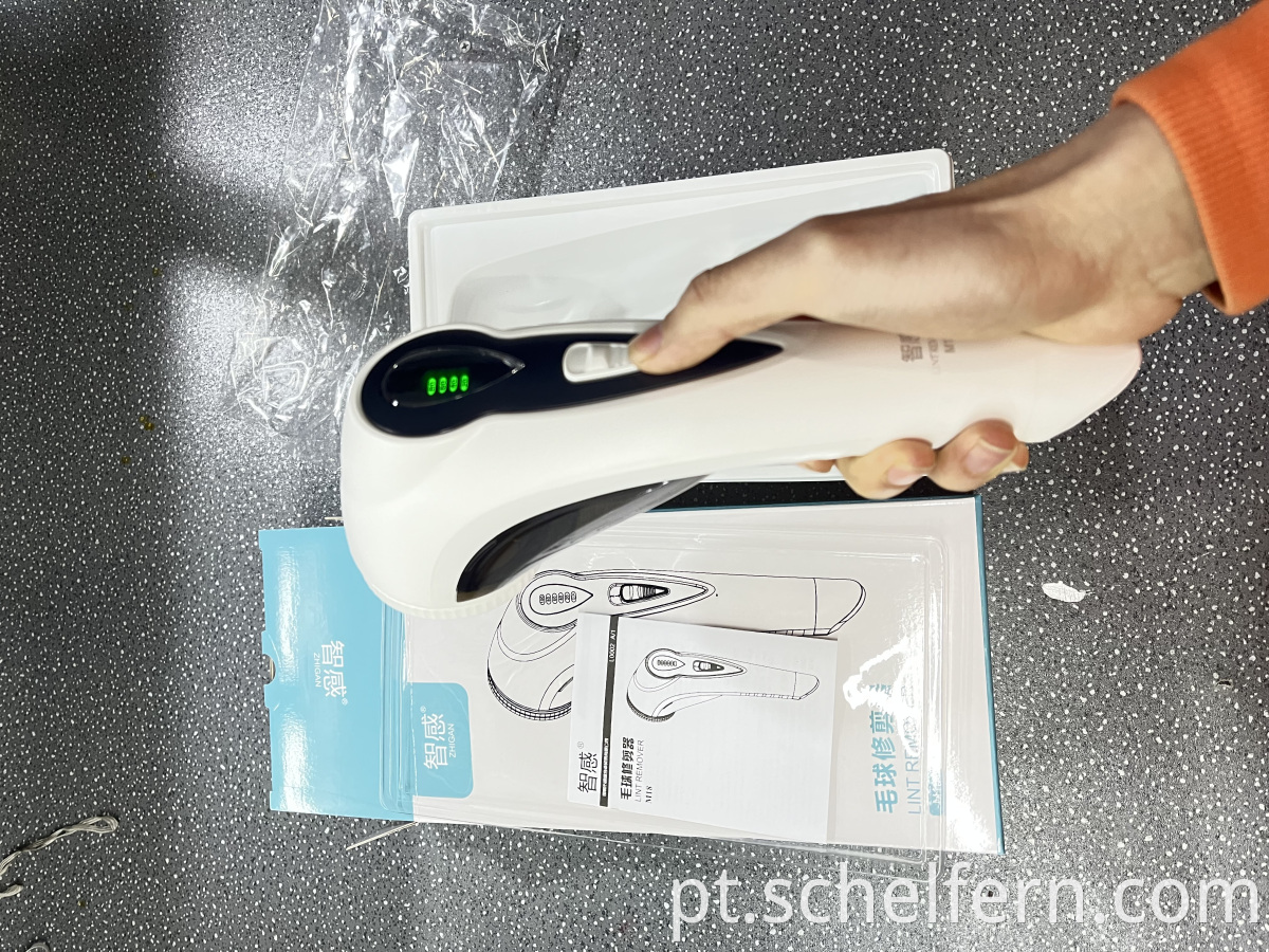 M18 lint remover 2